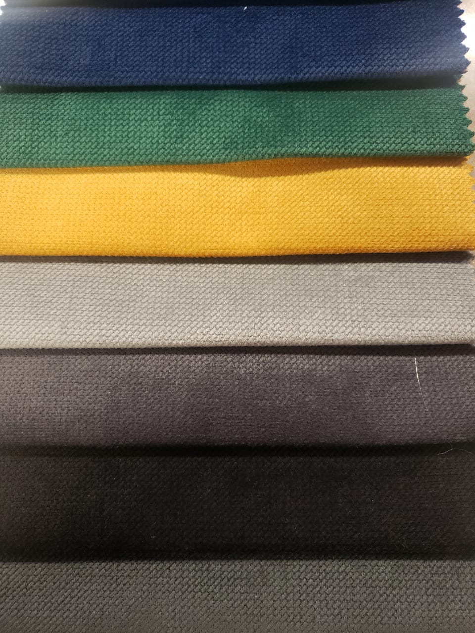 Filadelfia (Zafiro, Esmeralda, Mostaza, Plata, Gris, Negro, Plomo)