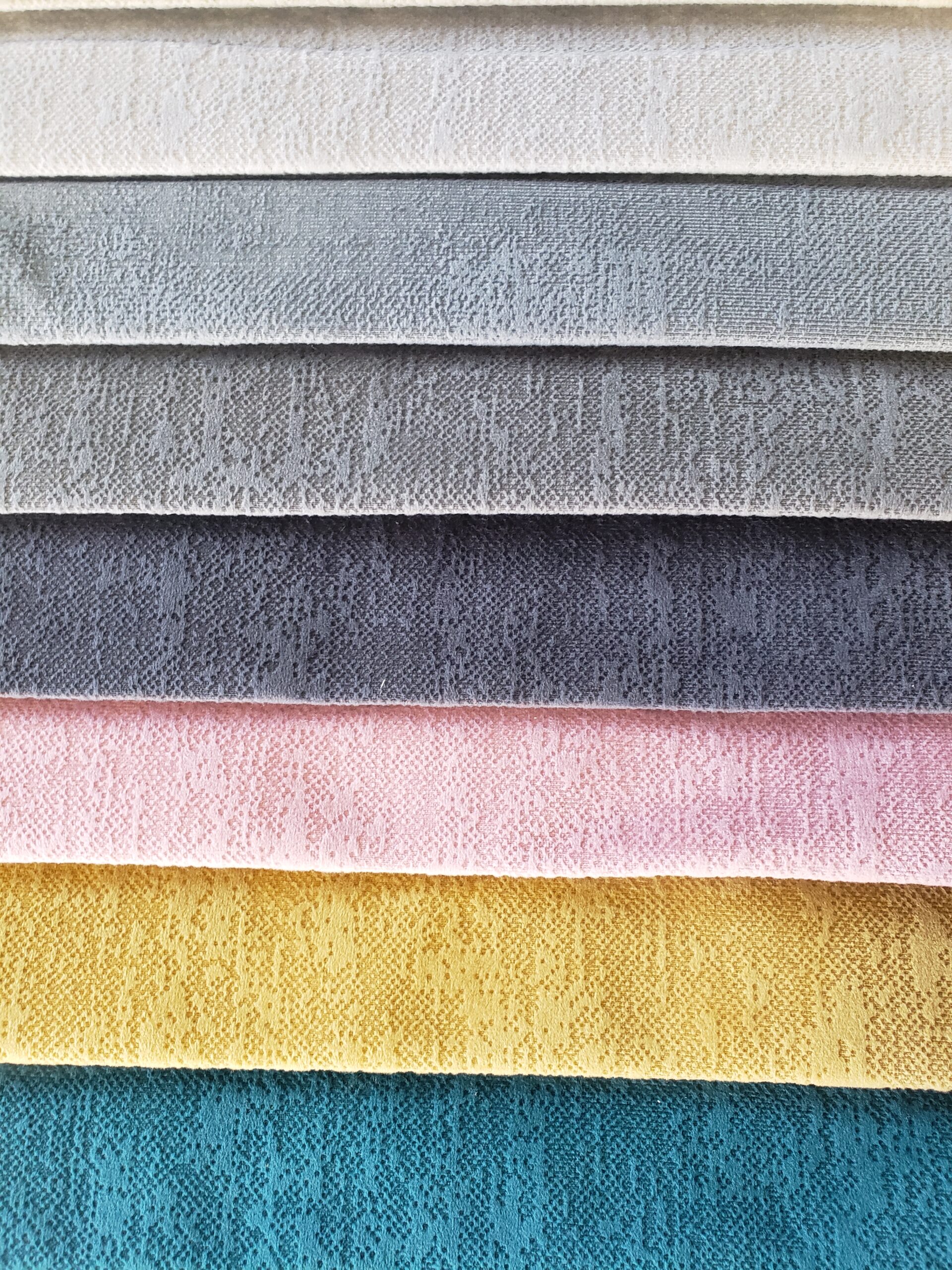 Mantra (Perla, Plata, Gris, Plomo, Rosa, Mostaza, Esmeralda)