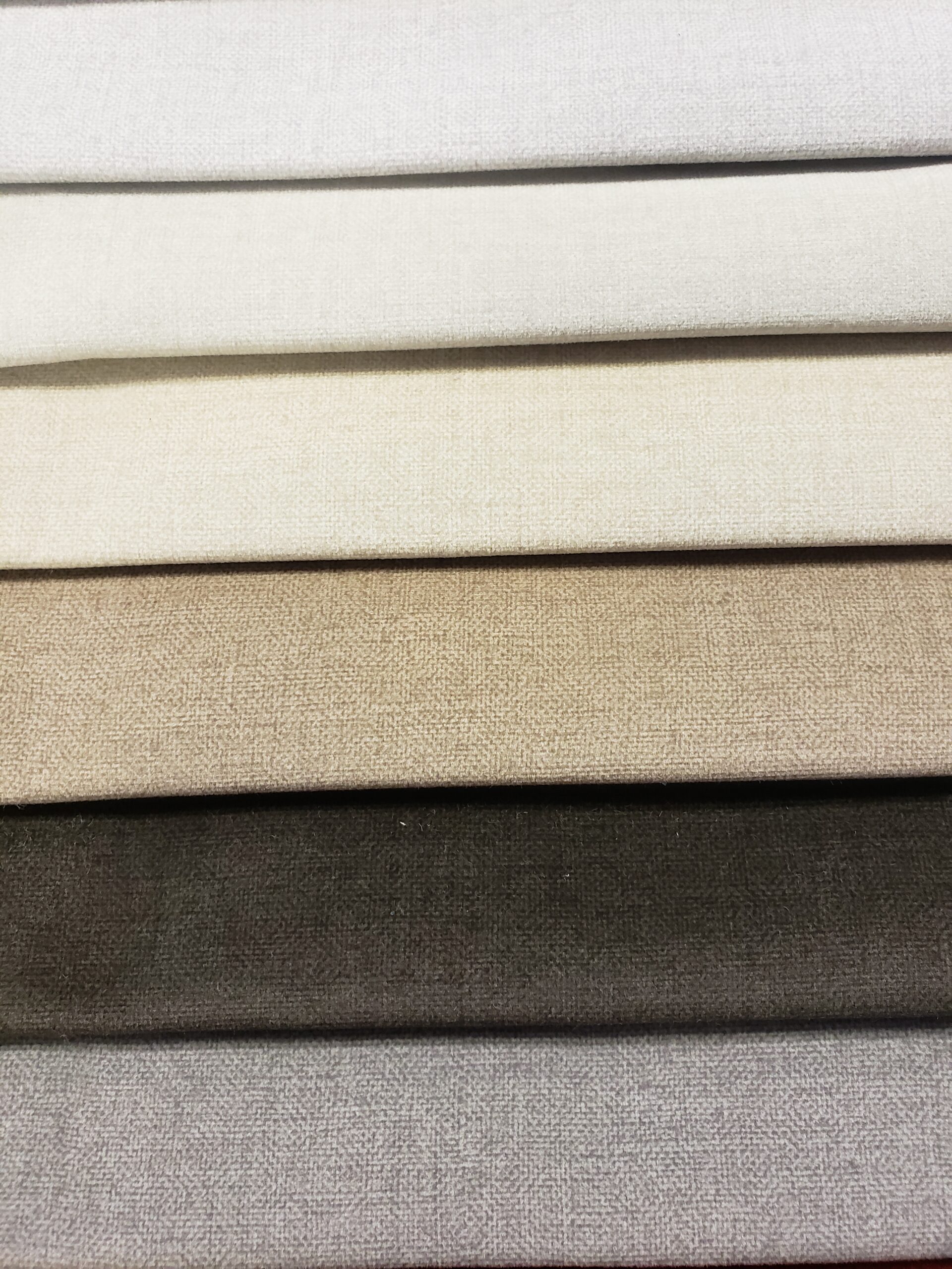 Rialto (Marfil, Lino, Vainilla, Avellana, Chocolate, Taupe)