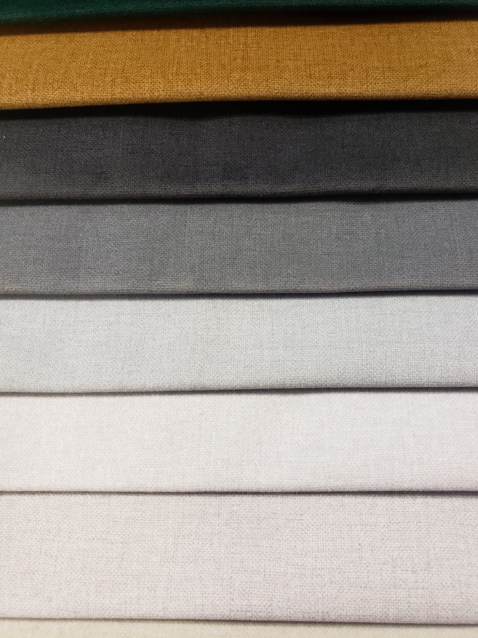 Rialto (Mostaza, plomo, gris, plata, crema, marfil)