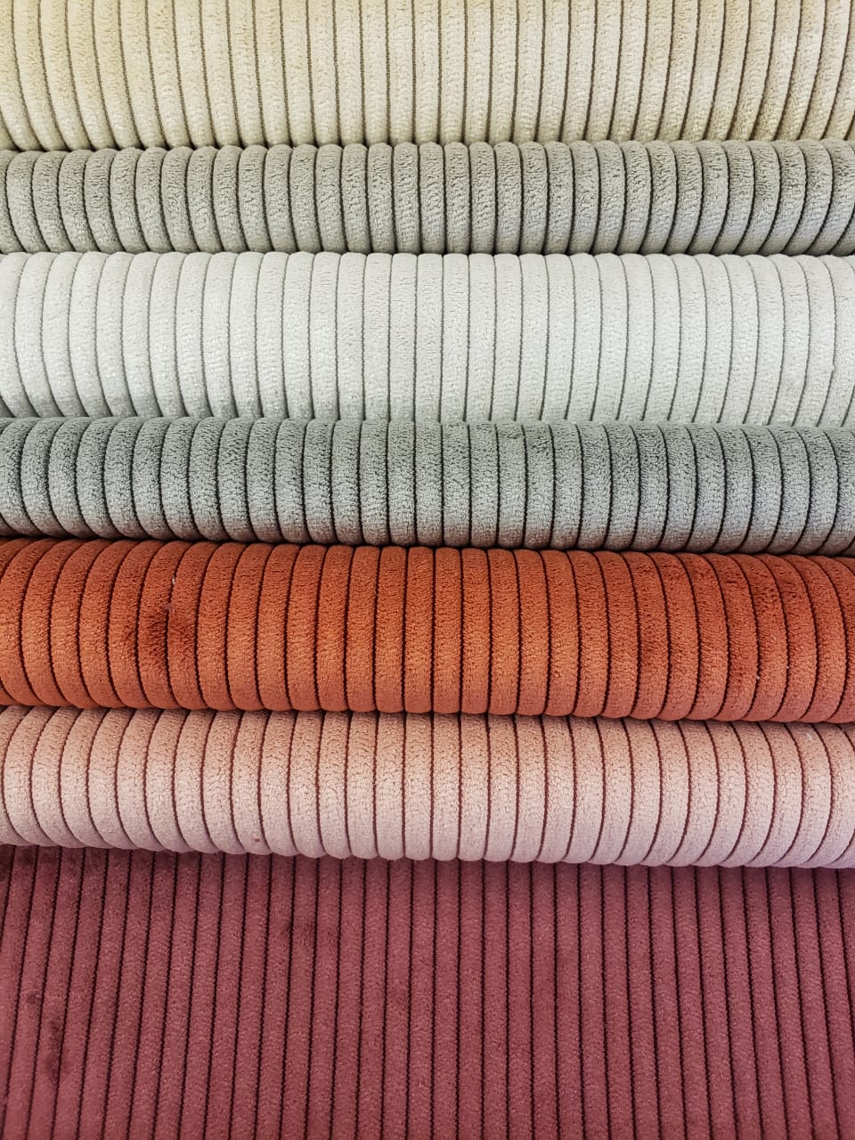 Tampa (Trigo, Nuez, Crema, Taupe, Terra, Rosa, Vino)