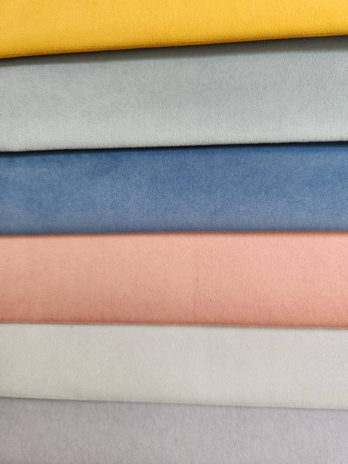 Lissboa (209 ambar, 615 verde vintage, 700 azul, 402 coral, 903 plata,901 gris)