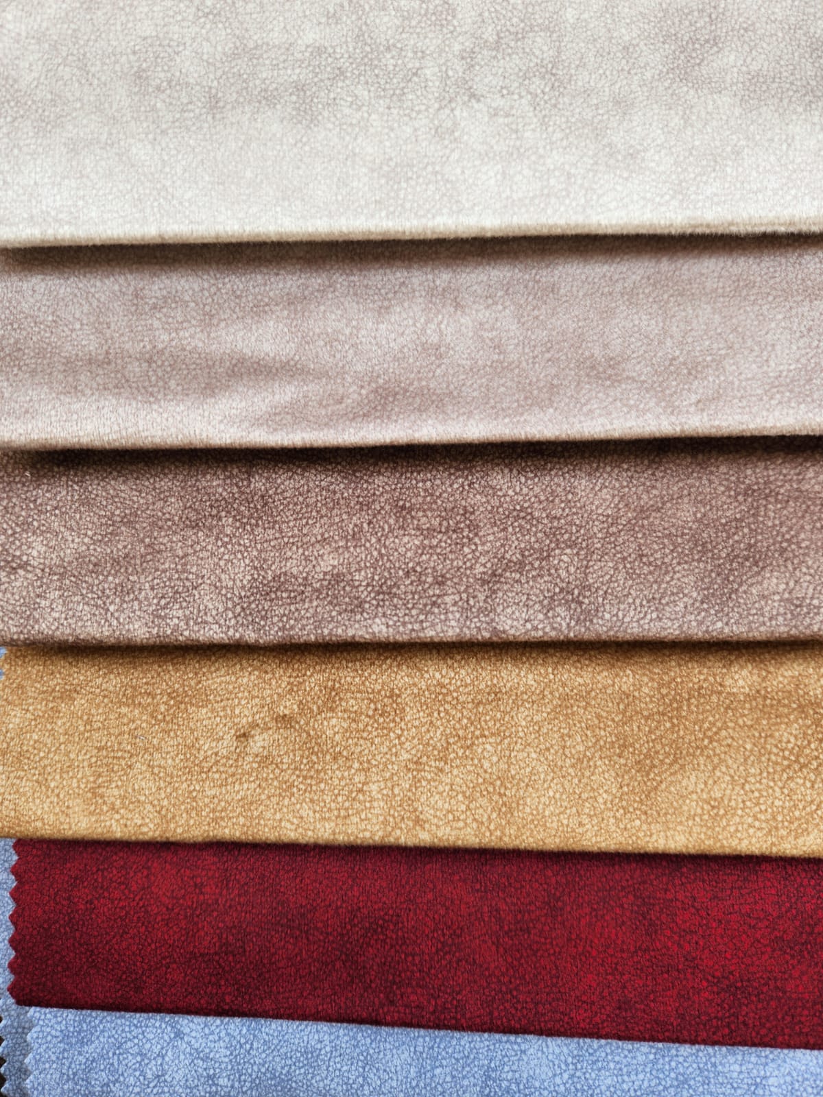 Markis (Ivory, almendra, taupe, mostaza, rojo, plata)