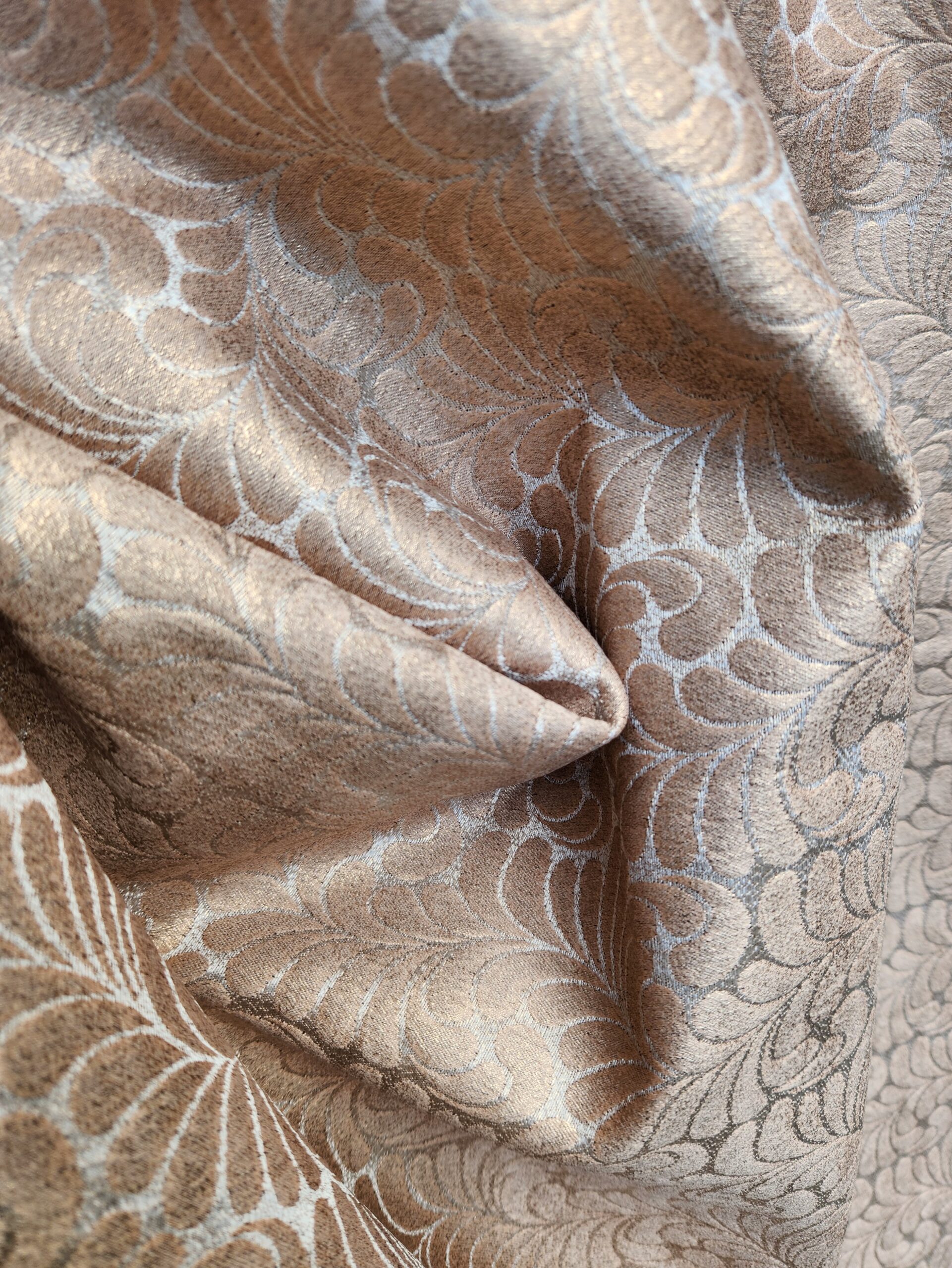 Embajada rama oro rosa (2)