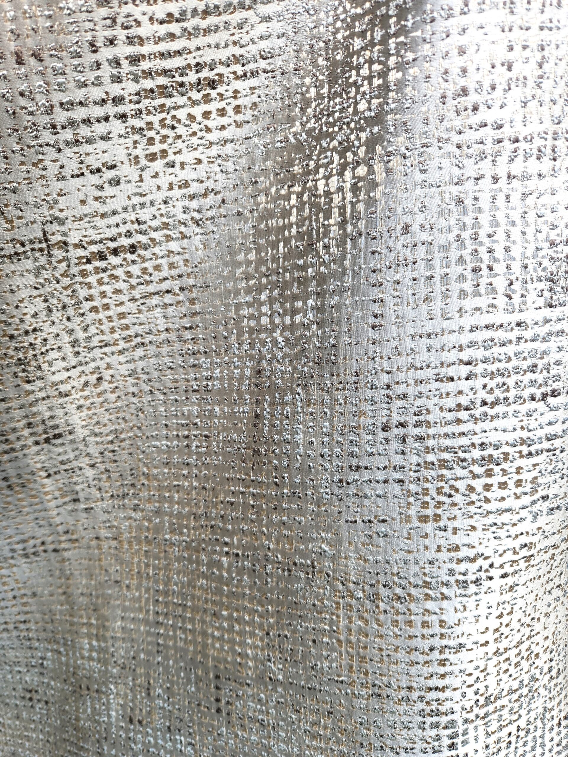 Tribal puntos beige (3)