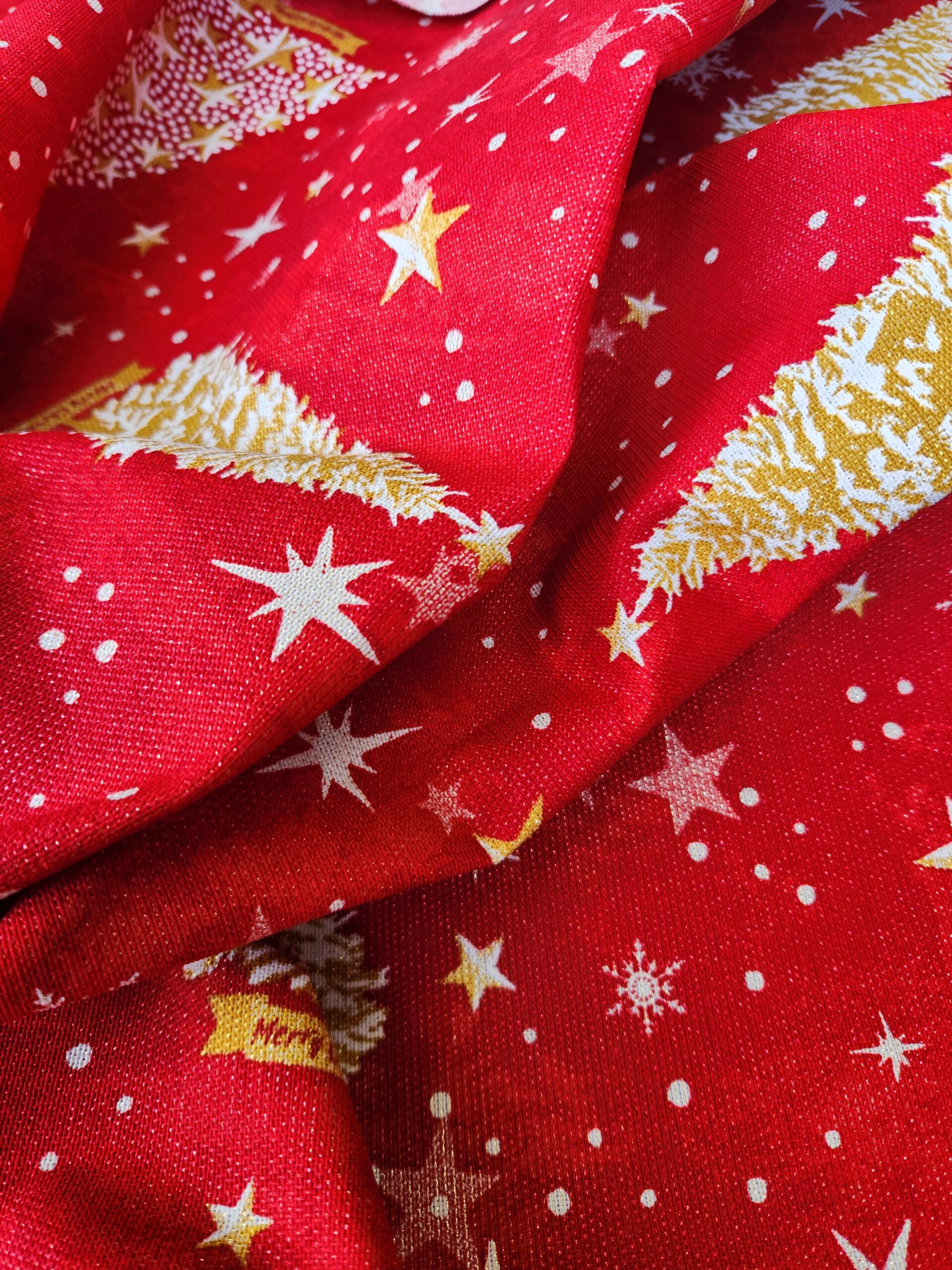 Loneta Estampada Lurex Rondel Oro Rojo5