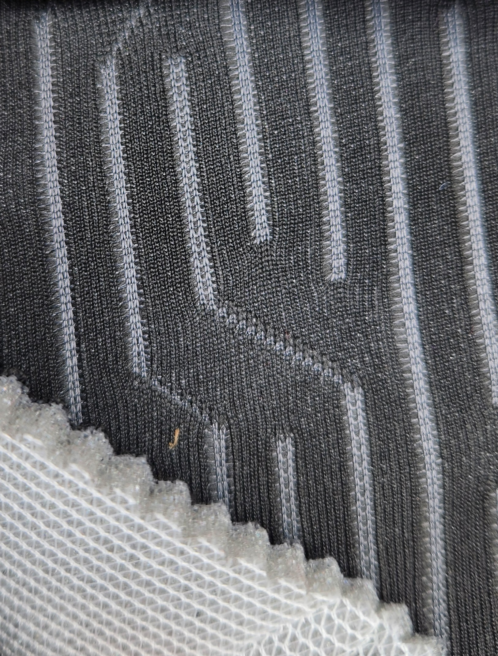 Magnun Gris Bondeado1